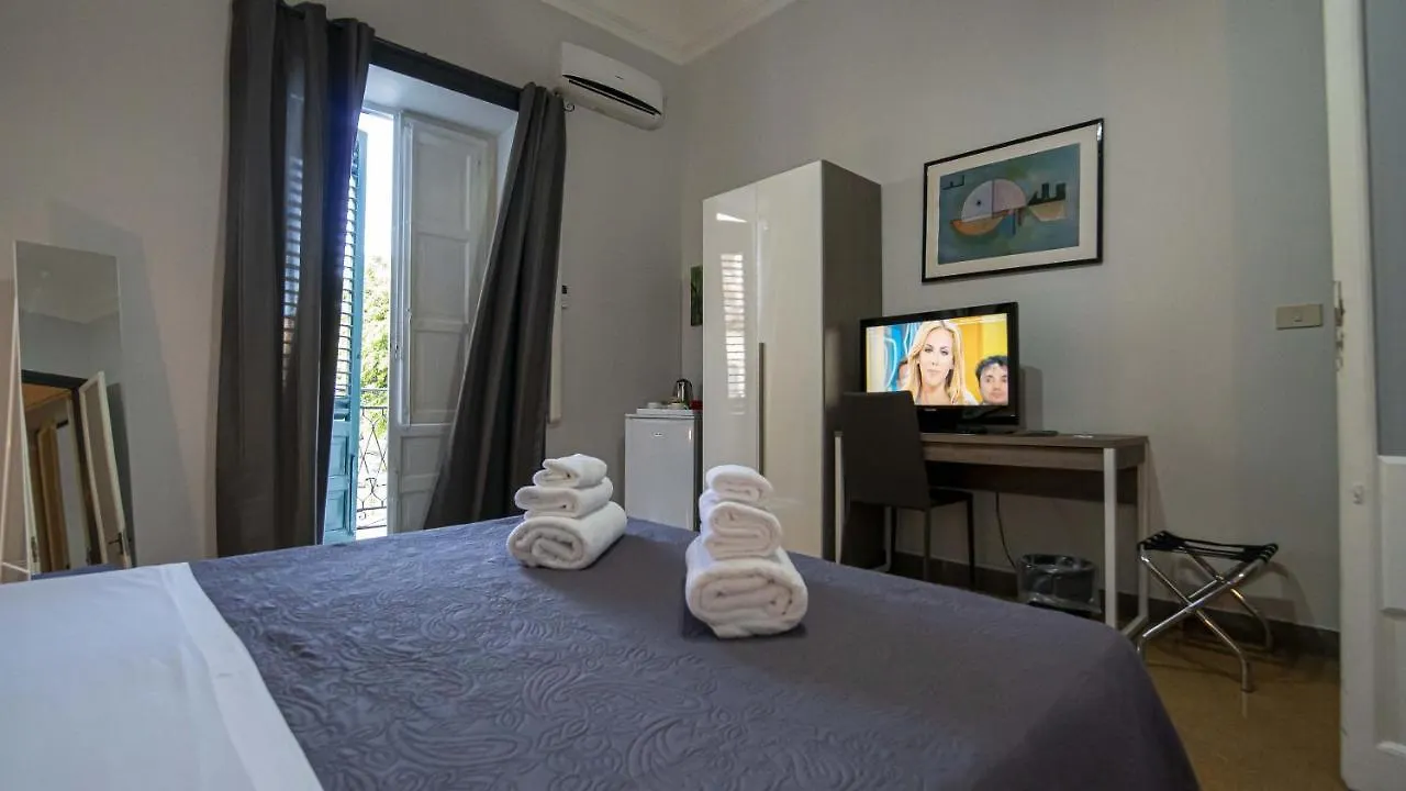 Giachi Friendly Rooms Alla Stazione 巴勒莫