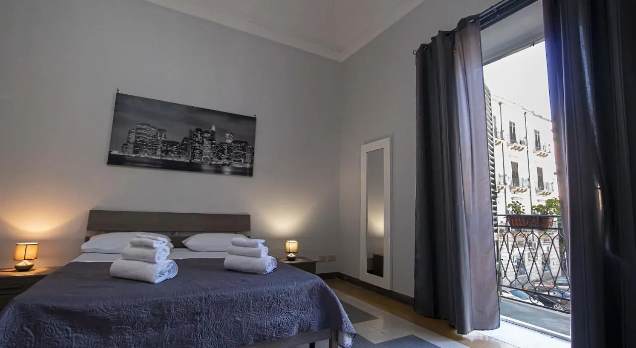 Giachi Friendly Rooms Alla Stazione 팔레르모 아파트