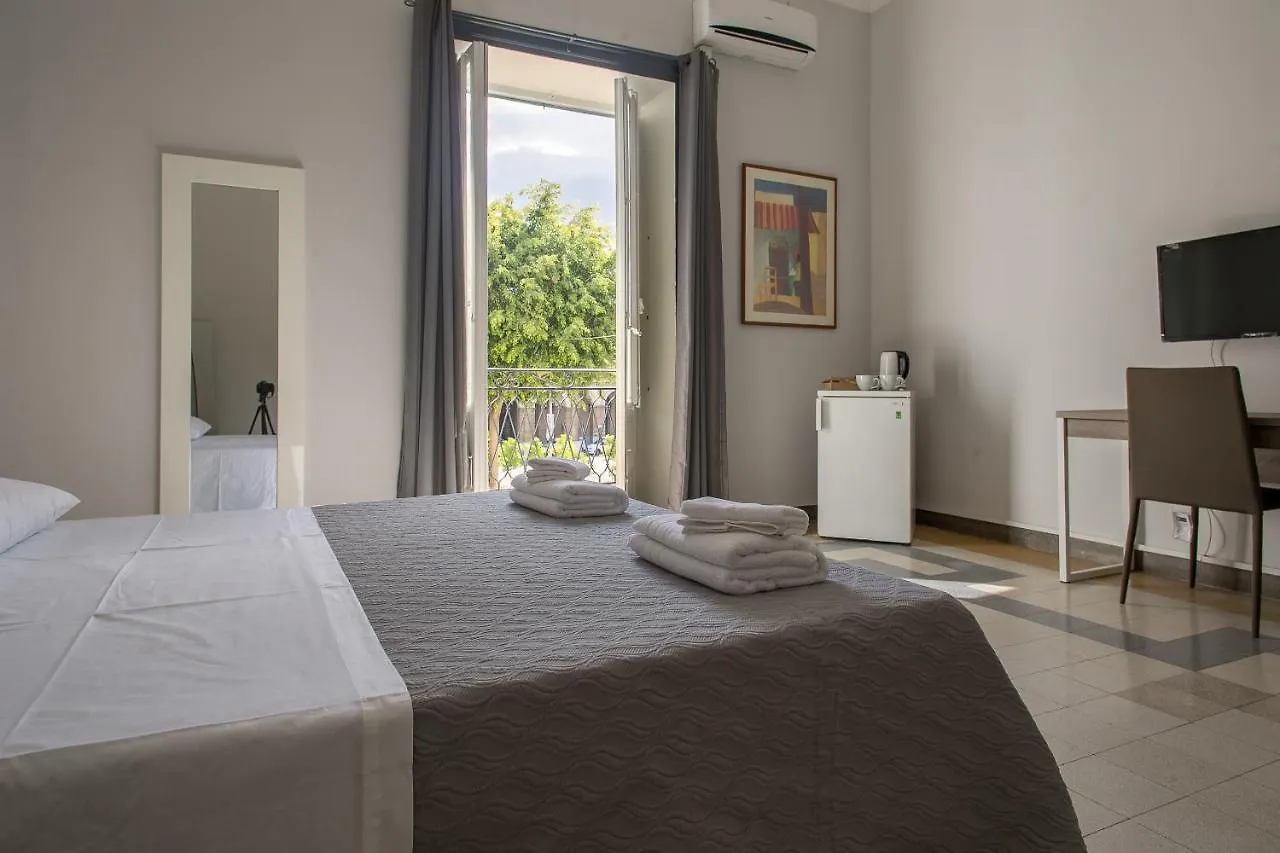 GiaChi friendly rooms alla Stazione Palermo Appartamento